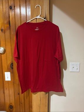 George Men's Short-Sleeve Crew Tee - Red